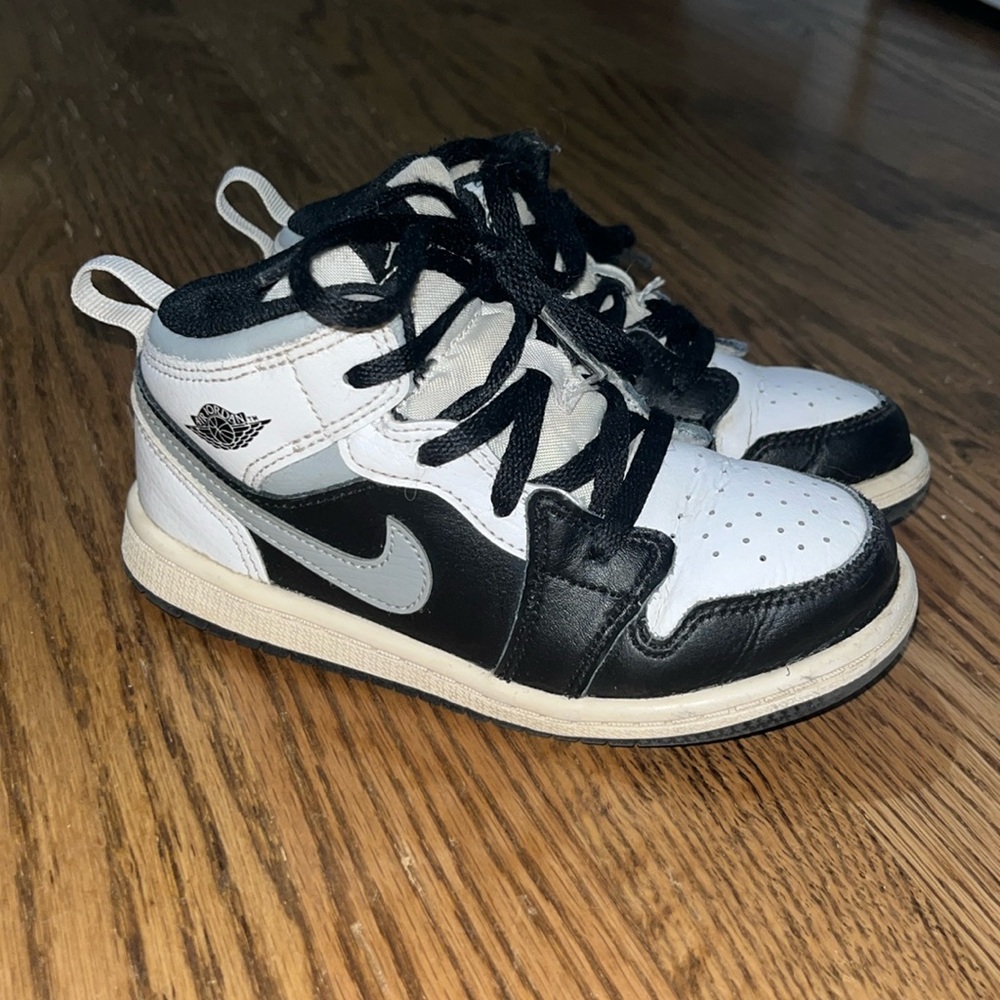 Toddler Nike Jordan 1’s
